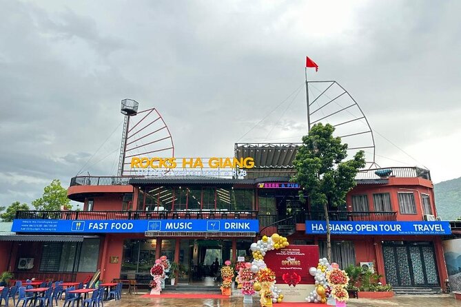 High Quality Small Group Ha Giang Loop Car Tour 2 Days 2 Nights - Pao’s House and Hmong King’s Palace: cultural stops that actually explain the region