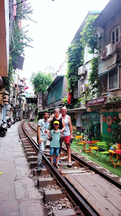 Highlight Hanoi city tour with train street. - A fast Hanoi intro built around West Lake and train street