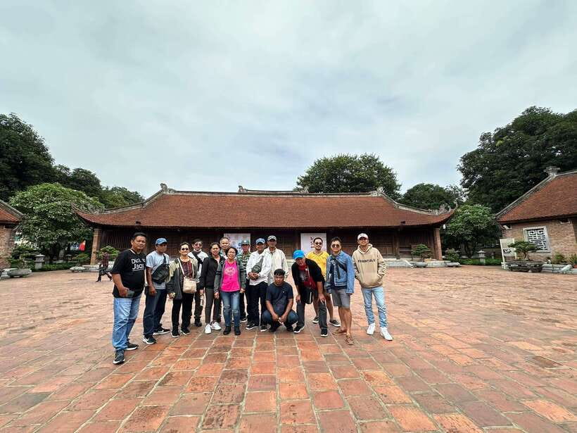 Highlight Hanoi city tour with train street. - Hanoi Train Street: how to enjoy the railway neighborhood safely