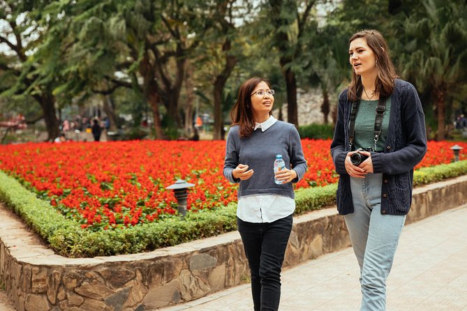 Highlights & Hidden Gems With Locals: Best of Hanoi Private Tour - Ngọc Sơn (the Turtle Temple) and Hoàn Kiếm Lake views