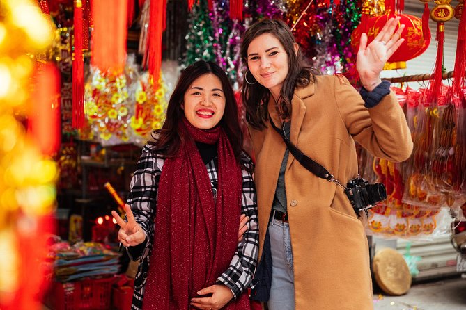 Highlights & Hidden Gems With Locals: Best of Hanoi Private Tour - Starting at Dong Xuan Market: your orientation launchpad