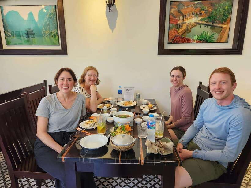 Hoa Lư and Tam Cốc with Bike Ride and Family Visit - Meeting a local family (three generations): the best reason to do this tour