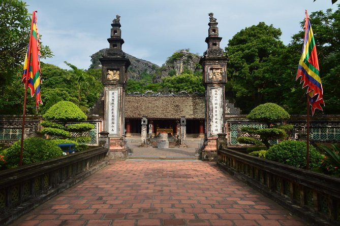 Hoa Lu - Tam Coc boat Trip and Mua Cave - Who should take this Hoa Lu–Tam Coc–Mua Cave day trip?