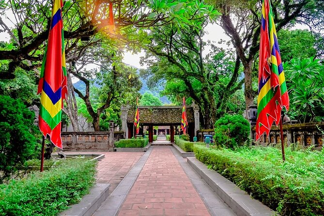 Hoa Lu - Tam Coc - Mua Cave 1 Day with Cycling, Hiking, Lunch - The 500 steps of Mua Cave: worth it if you pace yourself