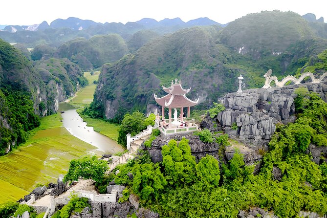 Hoa Lu Tam Coc Mua cave with local village - Tam Coc boat tour on Ngo Dong: the calm part of the day