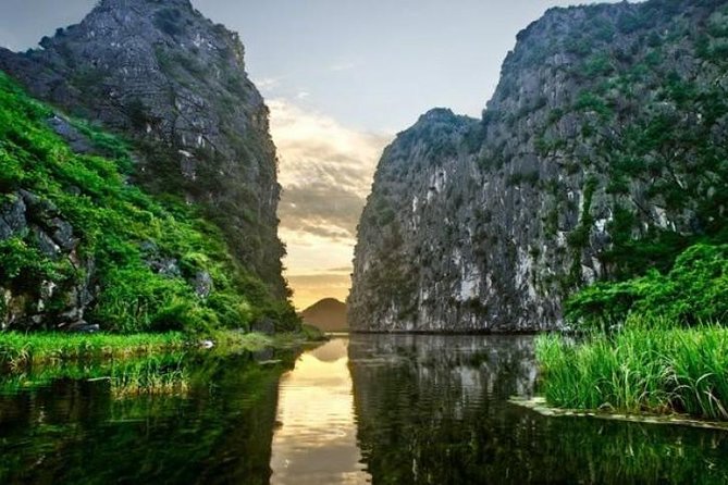 Hoa Lu Tamcoc 1 day trip - Hoa Lu and Tam Coc: why this day trip works