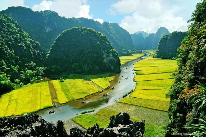 HOA LU -TRANG AN -MUA CAVE Full Day Including Boat Entrance Fees and Lunch - Mua Cave stairs: how hard is 400 steps with no rails?
