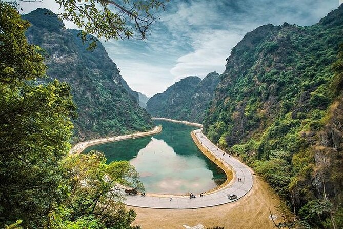 Hoa Lu – Trang An – Mua Cave Fullday Tour - Timing, comfort, and what to pack for a 10–11 hour day