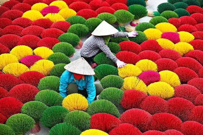 Incense Village Small Group of 9 Tour From Hanoi to Ninh Binh - Hoa Lư ancient capital: temples and a history-and-scenery mix