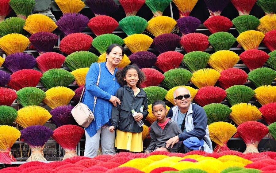Incense Village-Tam Coc-Hoa Lu Small Group of 9 From Hanoi - English-Speaking Guide and Smooth Organization: The Real-World Value