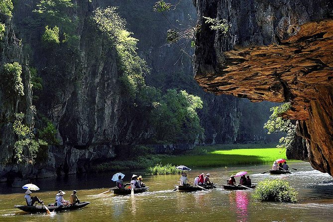 Incredible Hoa Lu Tam Coc 1 Day With Small Group & All Included - Lunch, tea break, water, and the traditional hat: small inclusions that matter