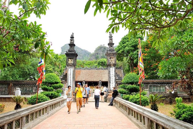 Incredible Hoa Lu Tam Coc 1 Day With Small Group & All Included - Hoa Lu temples (Dinh & Le): where the story gets local fast