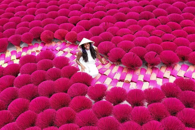 Instagram Incense Quang Phu Cau Village Tour with Train Street - Quang Phu Cau Incense Village Walk: A Real Workday, Not Just a Look-See