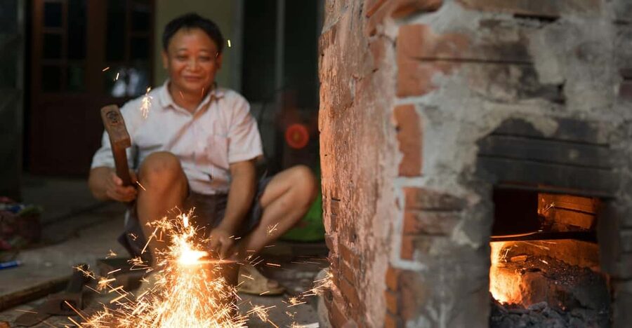 Knife Making in Blacksmith Village in Hanoi - Da Sy Blacksmith Village: Why This Hanoi Workshop Feels Local