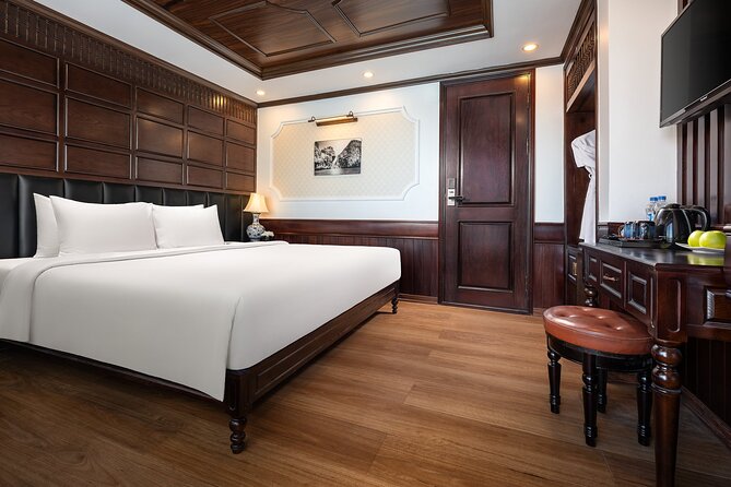 La Casta Cruise - 5 Star Luxury HALONG & LAN HA BAY - 2Day/1Night - Weather swaps and activity changes: how to plan so you still win