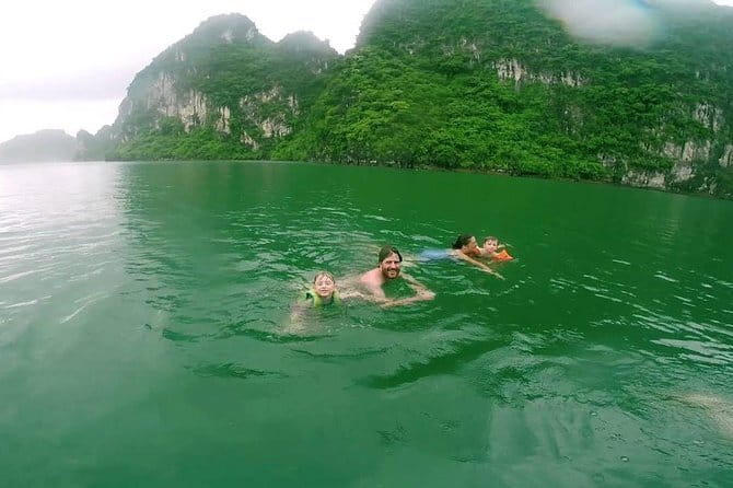 Lan Ha Bay 2 days tour with 3-star cruise - Kayaking the Dark and Bright cave lagoon: the activity anchor