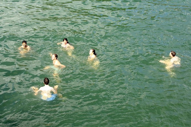 Lan Ha bay Boutique cruise 3D/2N: Kayaking - Swimming & Biking Viet Hai villages - Cabins, bathrooms, and the guide team that makes it run