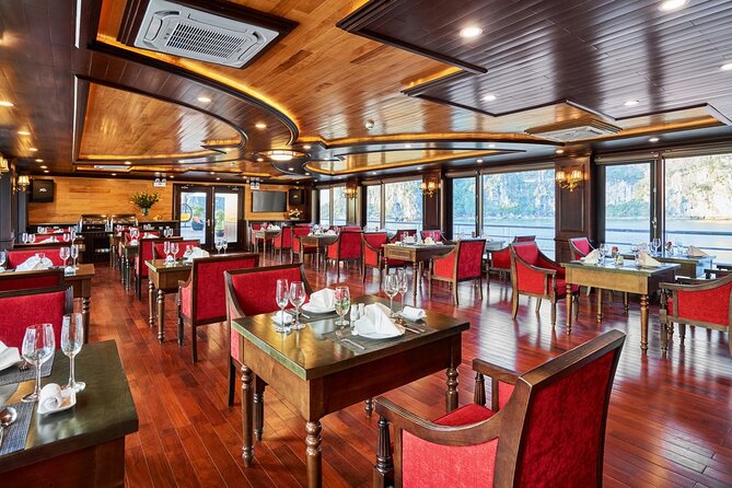 Lan Ha bay luxury cruise 2D/1N: Kayaking, swimming at the pristine places, meals - Night onboard: squid fishing, games, karaoke, and the romantic pacing