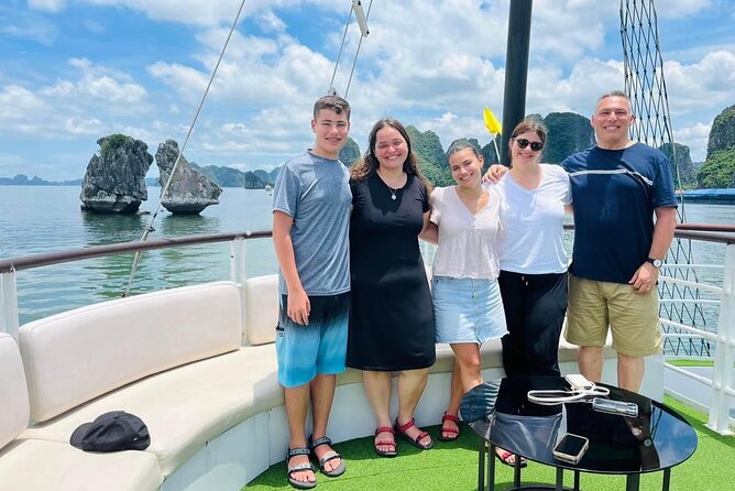 Light Cruise - Best Halong Bay Day Tour with Small Group on Boat - Small-Group Comfort on the Light Cruises Boat