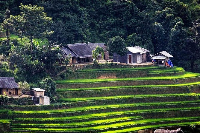 Local Experience in Sapa trekking tours - What to pack for a two-day mountain trek