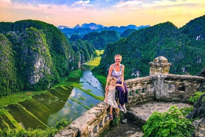 Luxury Bai Dinh Pagoda ,Trang An Boat Trip & Mua Cave 1 Day Trip - Lunch in Ninh Binh: local food included, with a vegetarian option