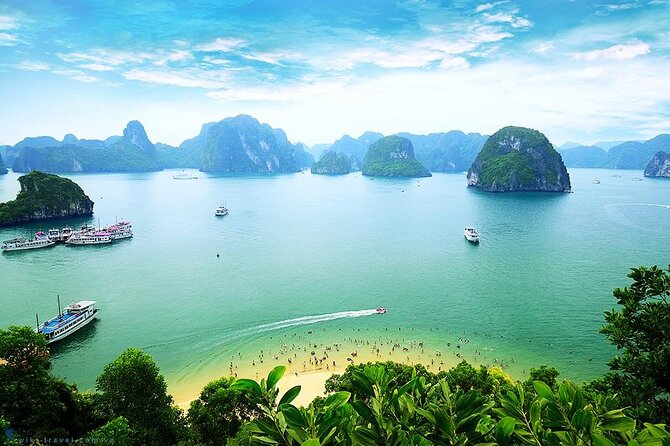 Luxury Bai Tu Long Cruise - Halong Day Trip from Hanoi - Morning pickup from Hanoi: timing and comfort that matter