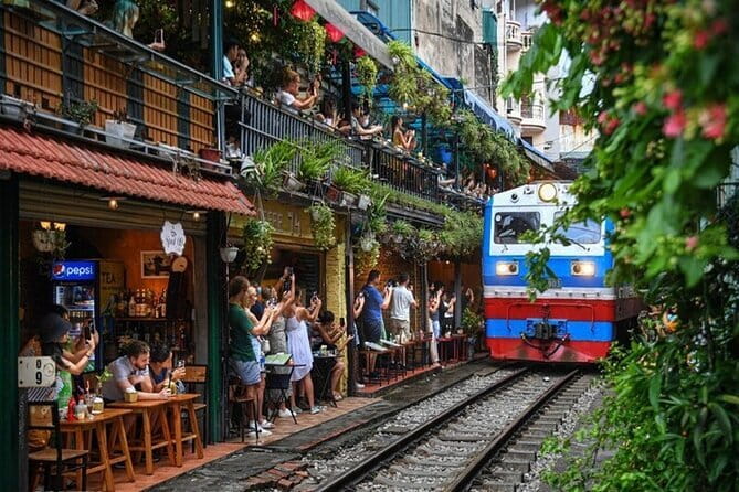 Luxury Bus Limousine Hanoi to Sapa and Sapa to Hanoi - What’s Included vs. What You Must Bring