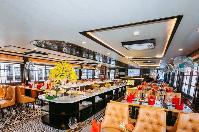 LUXURY Halong Bay Cruise 5 Stars Full Day Tour with Buffet Lunch - The long return to Hanoi: how to keep the evening from feeling brutal