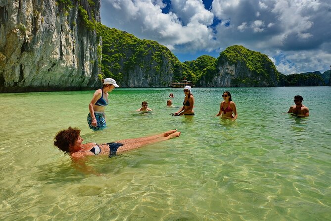 Luxury Halong Day Tour From Hanoi - The Cruise Day Rhythm: Lunch at Noon, Then the Headline Stops