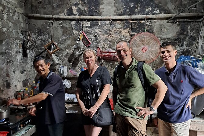 Luxury Ninh Binh Full Day Tour From Hanoi (Trang An - Hoa Lu) - Hoa Lu Temples of Dinh & Le: History With Real Atmosphere