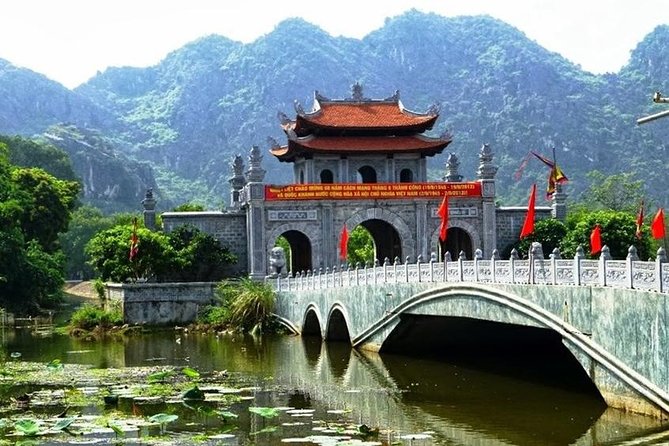 Luxury Ninh Binh: Hoa Lu - Mua Cave - Tam Coc Day Tour from Hanoi - Lunch and Included Extras: What You’re Actually Paying For