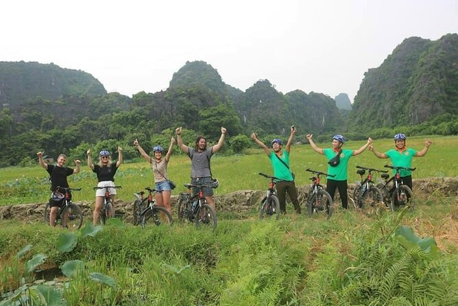Luxury small Group Hoa Lu - Tam Coc - Mua Cave Max 6 - 8 pax/tour - Price check: why $75 feels fair for this mix