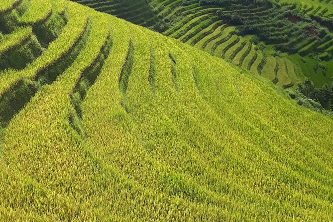 Mai Chau – Pu Luong 2D1N - Leaving Hanoi: Thung Khe Pass sets the tone
