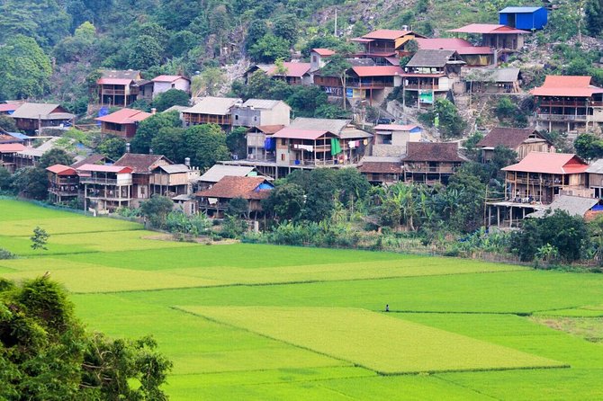 Majesty Of Untouched Northern Vietnam Tour 6 Days - Day 5: Ba Be National Park Roads to Pac Ngoi Homestay