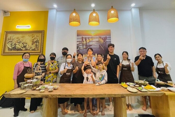 Market Tour & Cooking class in Ha Noi City - Group Size and the Real Meaning of Small-Group Attention