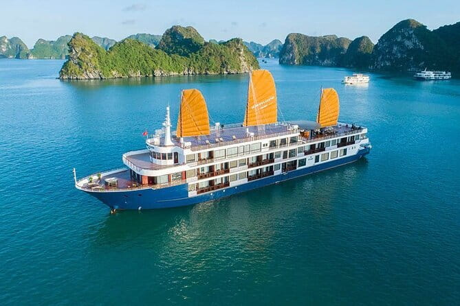 Mon Cheri Cruises 2 Days 1 Night - Food, onboard service, and why small details matter