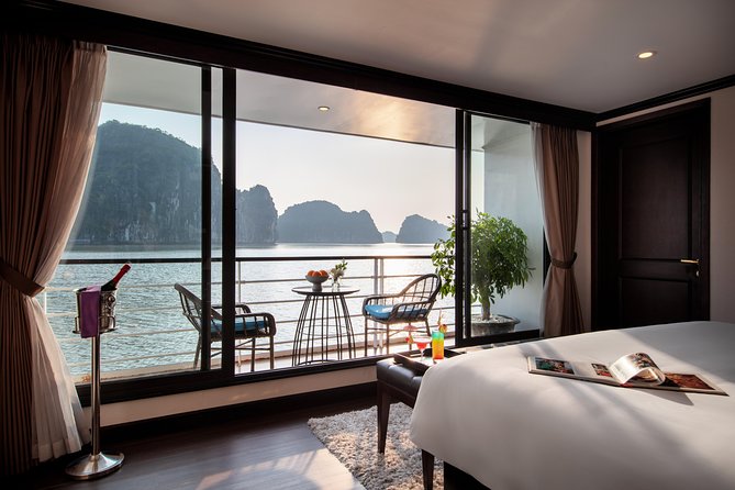 Mon Chéri Cruises 5 star: Amazing 3 days exploring Halong & Cat Ba island - Service and crew: Where Mon Chéri earns high marks
