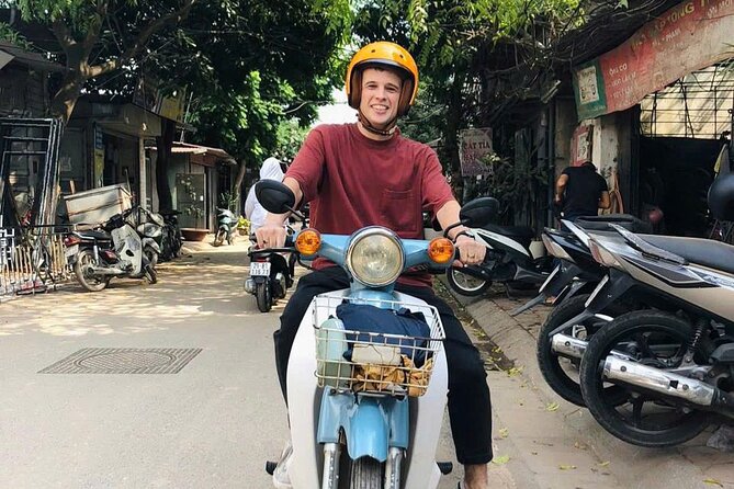 Motorbike Lesson in Hanoi - What you’re taught in the first part: balance, braking, and control