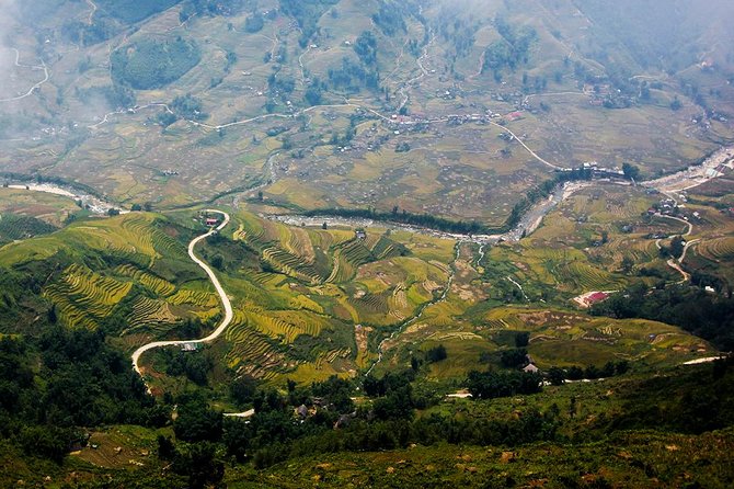 Mountain views & Rice Terraced Fields Hiking – 2D 1N - After Lunch in Hau Thao: Black Hmong Daily Life Close Up