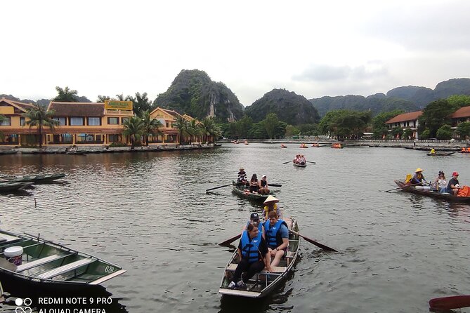 Ninh Binh 1 Day Tour(Tam Coc - Mua Cave - Bich Dong) - A smart way to see Ninh Binh from Hanoi in one day