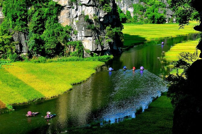 Ninh Binh 1 Day Tour(Tam Coc - Mua Cave - Bich Dong) - Stop 4: Bich Dong Pagoda and the origin of Buddhism
