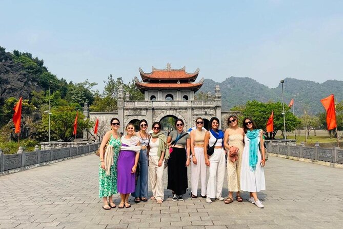 Ninh Binh 1 Day Trip With Mua Cave and Dragon Mountain Hiking - Tam Coc–Bich Động Sampan: Caves, River Time, and Local Rhythm
