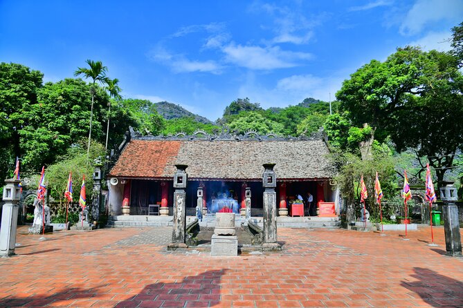 Ninh Binh 2 days 1 night Tour from Hanoi (Small Group of 9) - Hoa Lu temples of the Dinh and Le Dynasties: history you can walk through