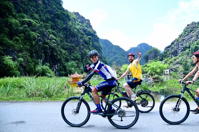 Ninh Binh 2 days 1 night Tour from Hanoi (Small Group of 9) - Thung Mham bird sanctuary: nature and a different kind of scenery