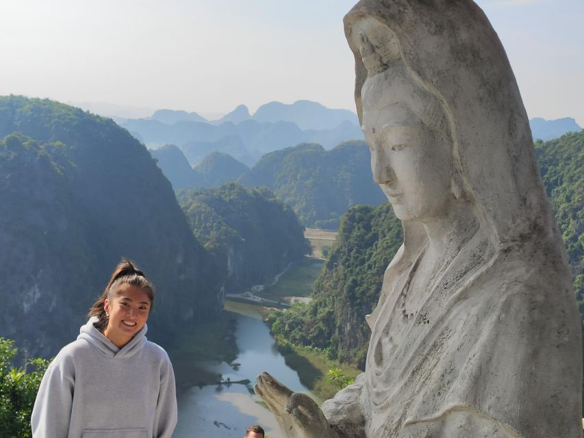Ninh Binh 2 Days 1 Nights Small Group Of 9 Tour From Hanoi - Guides and small-group service: the difference between pleasant and chaotic