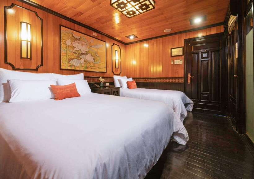 Ninh Binh: 3-Day Halong Bay 5-Star Arcady Cruise - Day 3 in Ninh Binh: Hoa Lu temples, Tam Coc sampan caves, bike villages, then Mua Cave