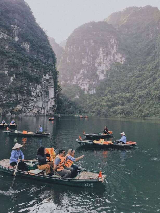 Ninh Binh : Bai Dinh Pagoda, Trang An, and Mua Cave Tour - Why Ninh Binh’s sights work so well in one day