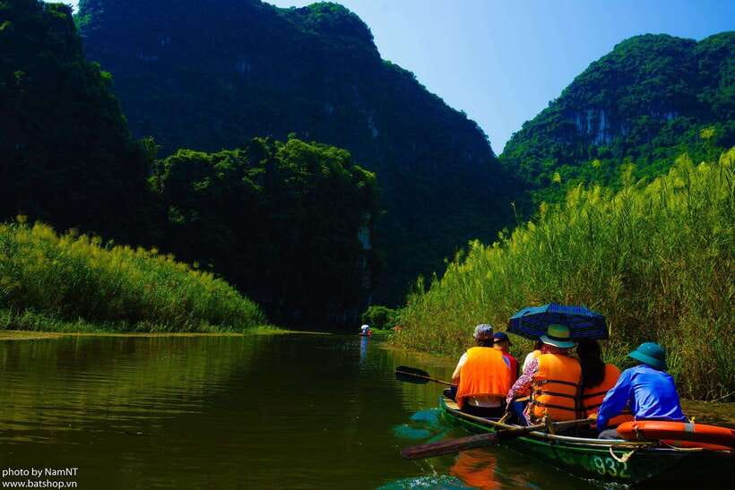 Ninh Binh : Bai Dinh Pagoda, Trang An, and Mua Cave Tour - Lunch at a local restaurant: fuel that keeps the day comfortable