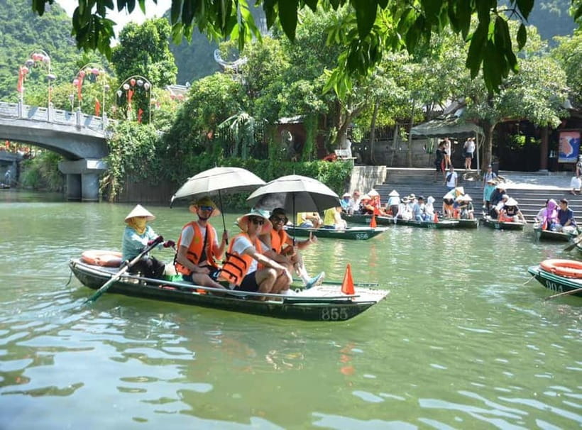 Ninh Binh Cycling Tour: Tam Coc Boat, Mua Cave & Rural Life - Bich Dong Pagoda: built into the mountain, with steps for your legs