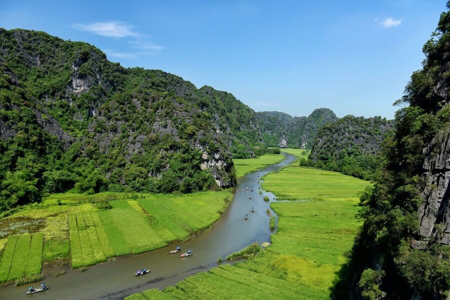 Ninh Binh Daily: Hoa Lu, Mua Cave, Tam Coc, Bike & Swimming - Hoa Lu ancient capital: a strong start before the stairs